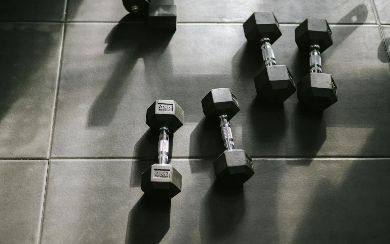 Home Gym Setup: Essential Equipment Under $200